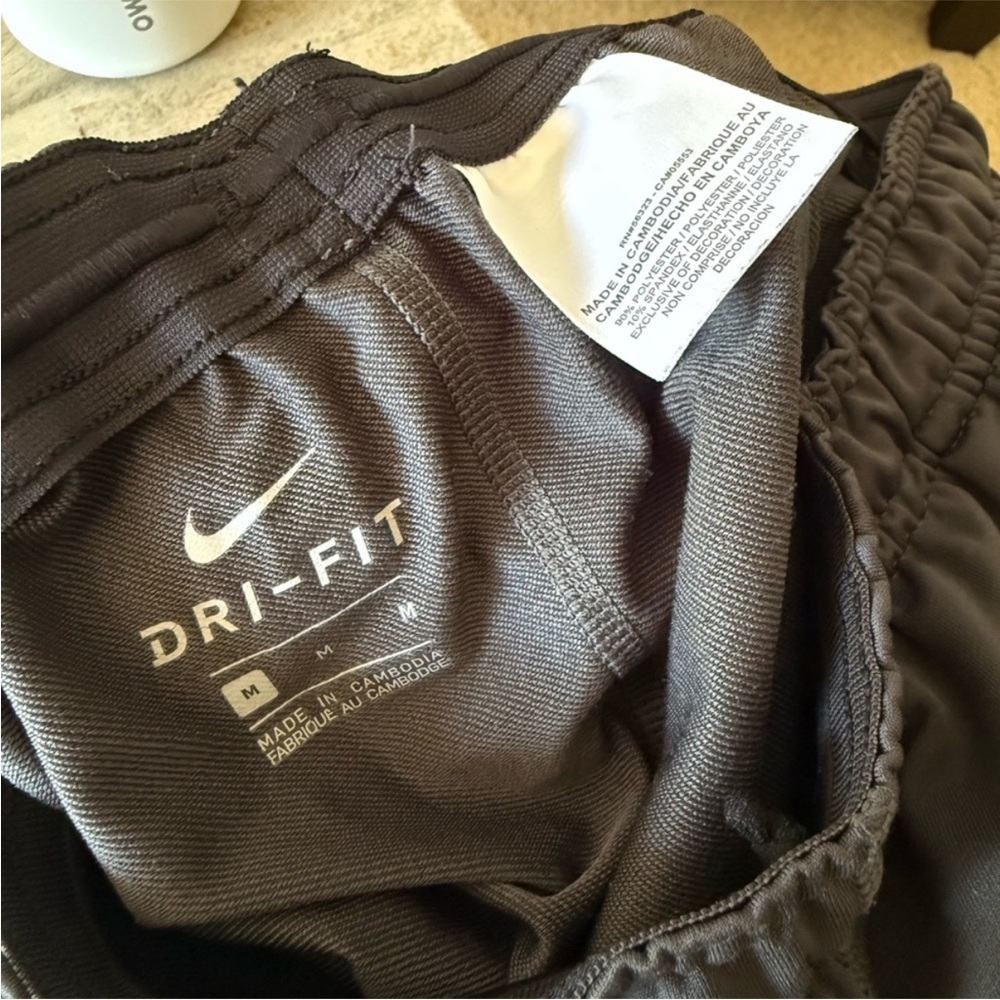 Nike Men's Charcoal Athletic Pants - Picture 3 of 3